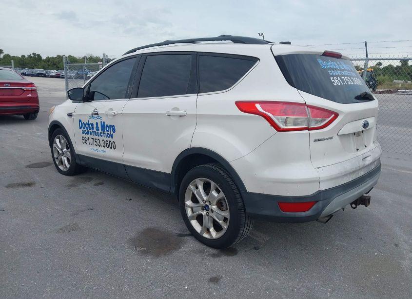 Photo 3 of 2013 Ford Escape SE (VIN 1FMCU0G93DUD64574)