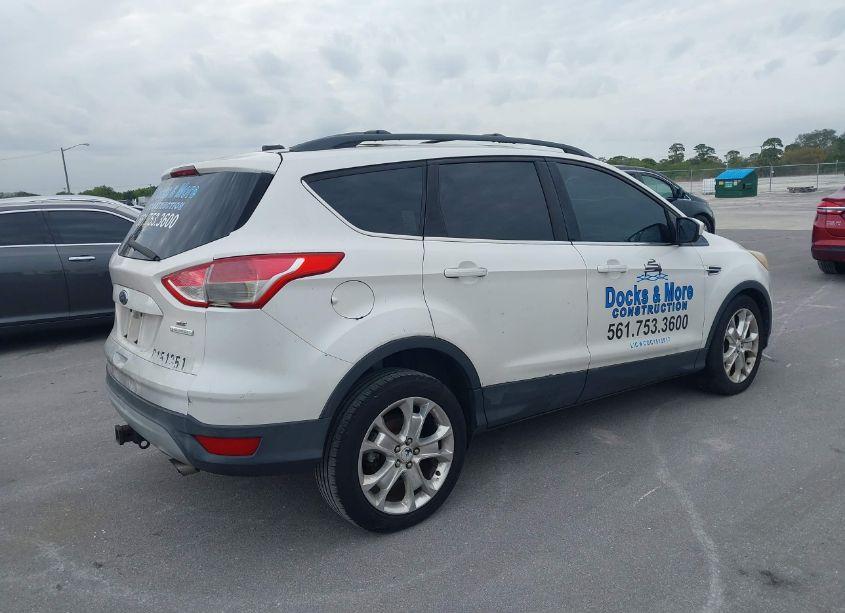 Photo 4 of 2013 Ford Escape SE (VIN 1FMCU0G93DUD64574)