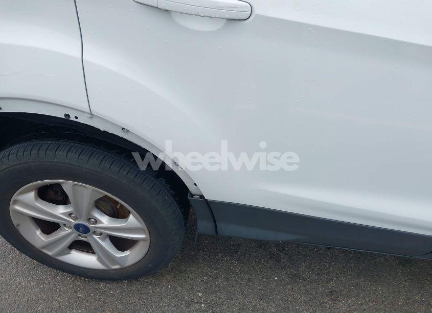 Photo 13 of 2014 Ford Escape SE (VIN 1FMCU0G93EUA85403)