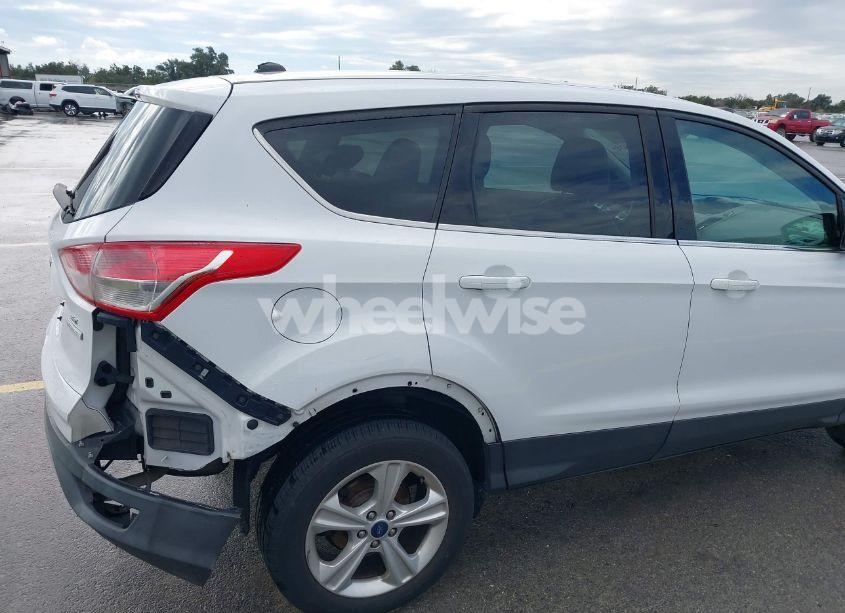 Photo 6 of 2014 Ford Escape SE (VIN 1FMCU0G93EUA85403)