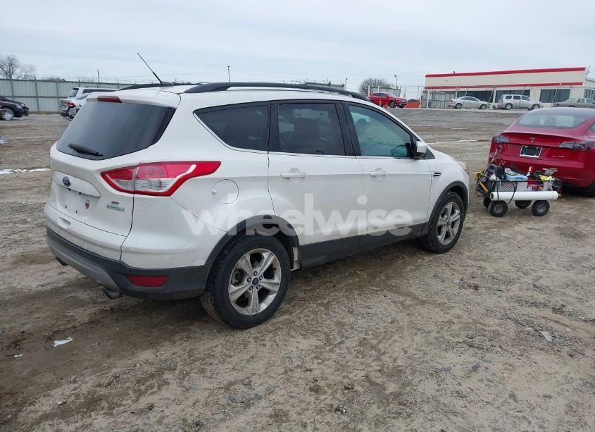 Photo 4 of 2014 Ford Escape SE (VIN 1FMCU0G93EUB22207)