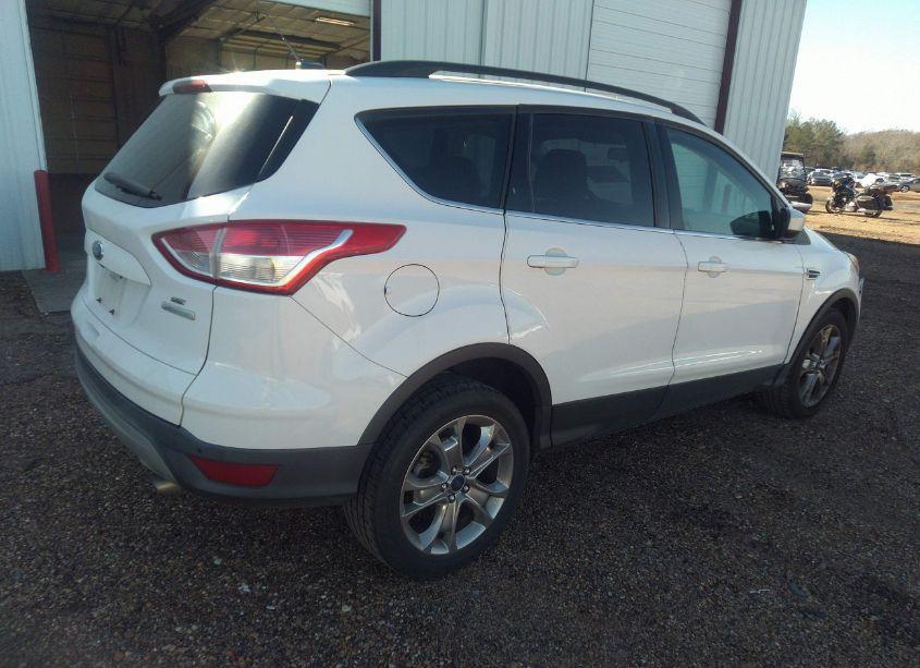 Photo 4 of 2015 Ford Escape SE (VIN 1FMCU0G93FUA14588)