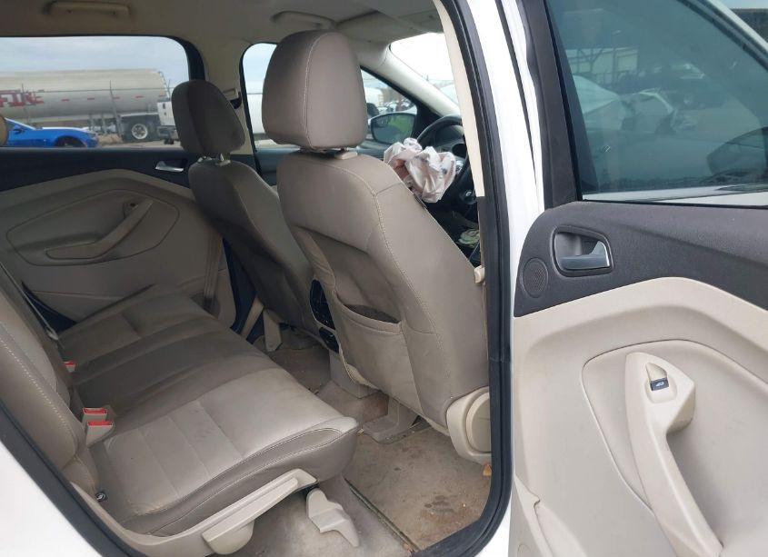 Photo 8 of 2015 Ford Escape SE (VIN 1FMCU0G93FUA14588)