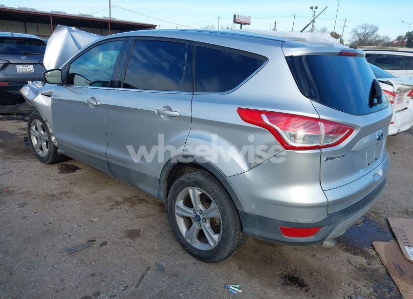 Photo 3 of 2015 Ford Escape SE (VIN 1FMCU0G93FUA67775)
