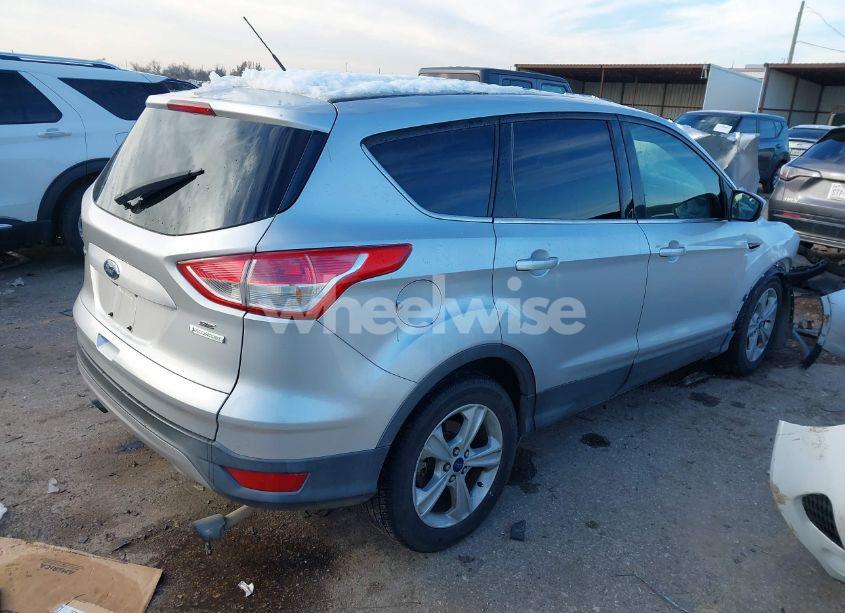 Photo 4 of 2015 Ford Escape SE (VIN 1FMCU0G93FUA67775)