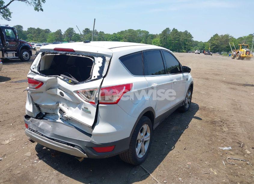 Photo 4 of 2015 Ford Escape SE (VIN 1FMCU0G93FUB38571)