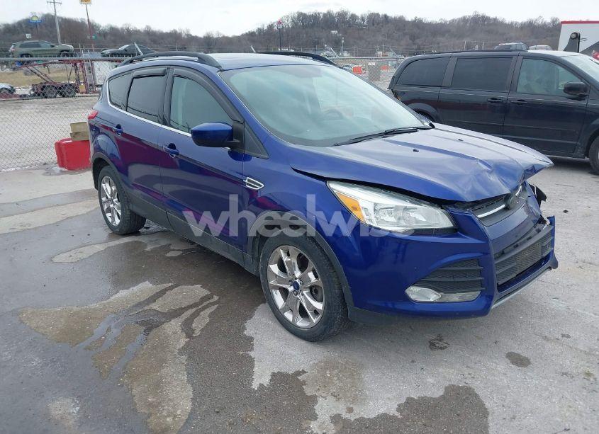 2015 Ford Escape SE (VIN 1FMCU0G93FUB79489) main photo