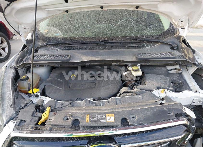 Photo 10 of 2017 Ford Escape SE (VIN 1FMCU0G93HUB01510)