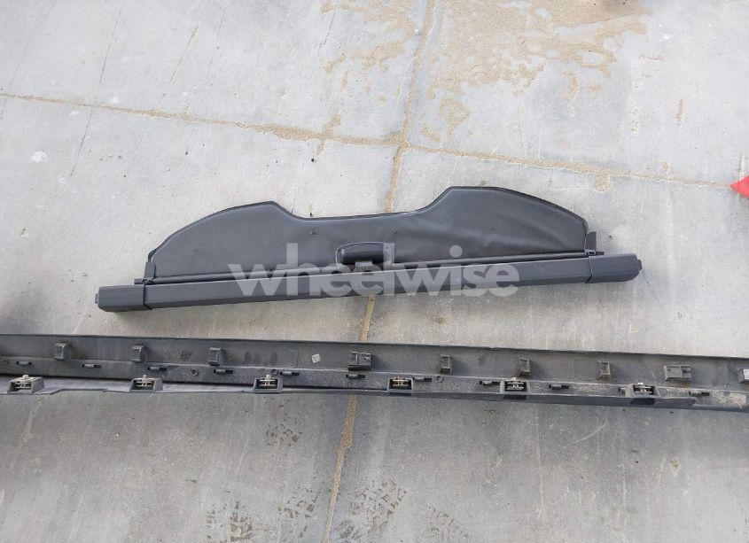 Photo 12 of 2017 Ford Escape SE (VIN 1FMCU0G93HUB01510)