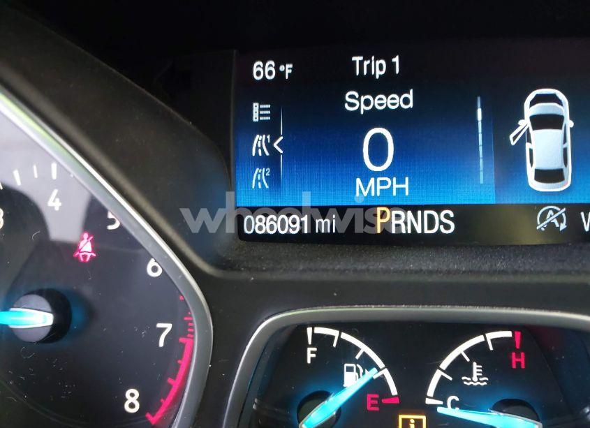 Photo 16 of 2017 Ford Escape SE (VIN 1FMCU0G93HUB01510)