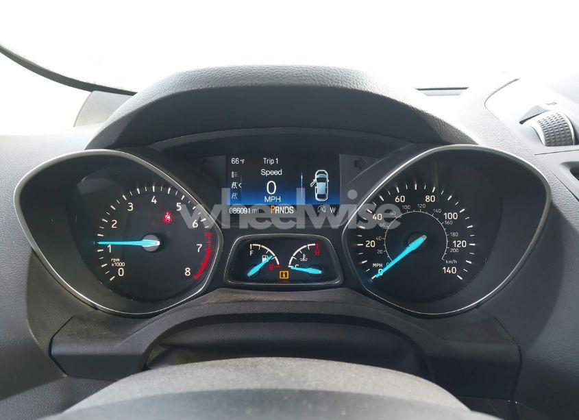 Photo 7 of 2017 Ford Escape SE (VIN 1FMCU0G93HUB01510)