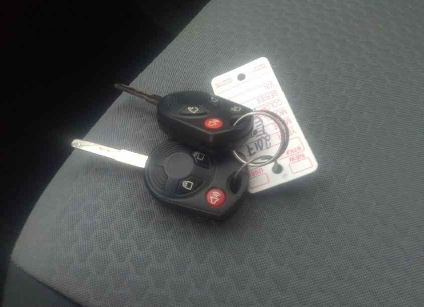 Photo 11 of 2017 Ford Escape SE (VIN 1FMCU0G93HUB04679)