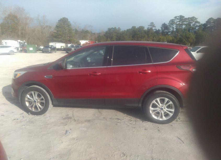 Photo 14 of 2017 Ford Escape SE (VIN 1FMCU0G93HUB04679)