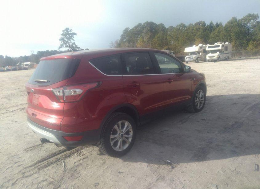 Photo 4 of 2017 Ford Escape SE (VIN 1FMCU0G93HUB04679)