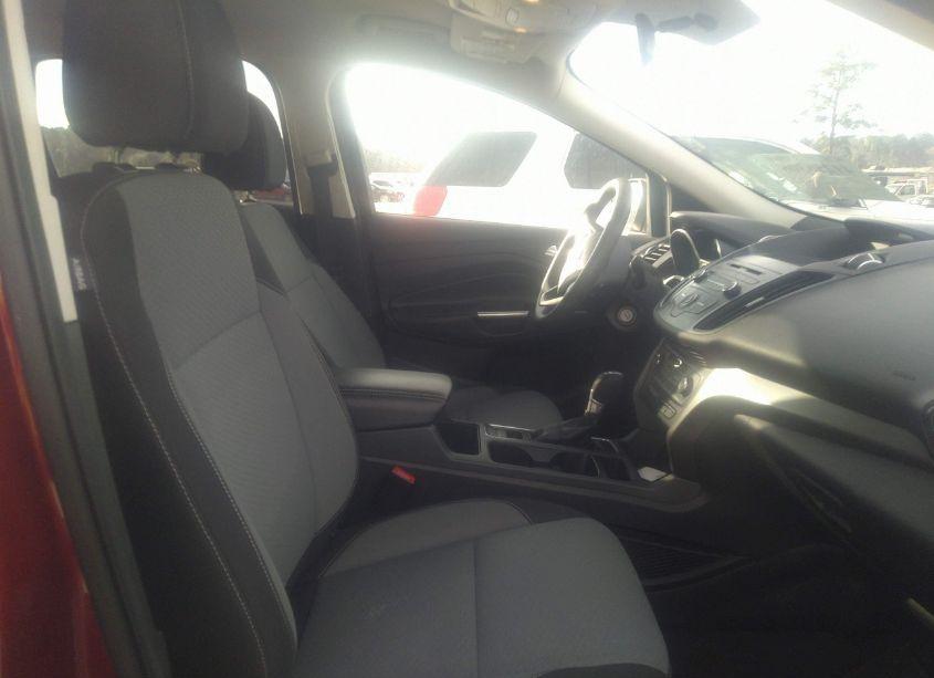 Photo 5 of 2017 Ford Escape SE (VIN 1FMCU0G93HUB04679)