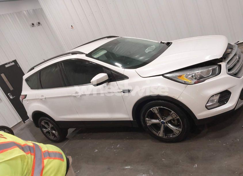 Photo 14 of 2017 Ford Escape SE (VIN 1FMCU0G93HUB85568)