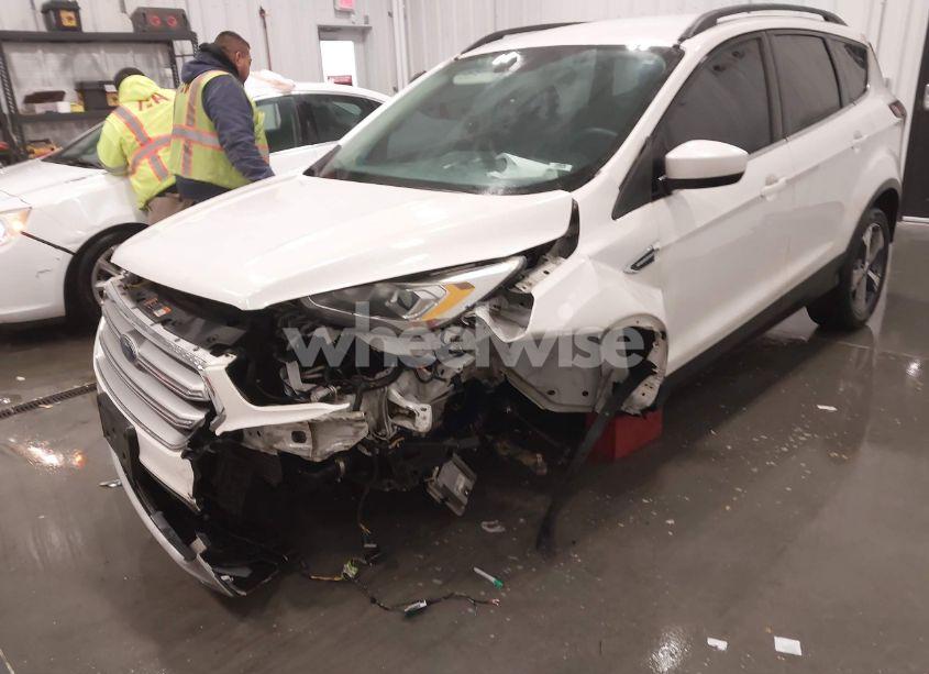 Photo 6 of 2017 Ford Escape SE (VIN 1FMCU0G93HUB85568)