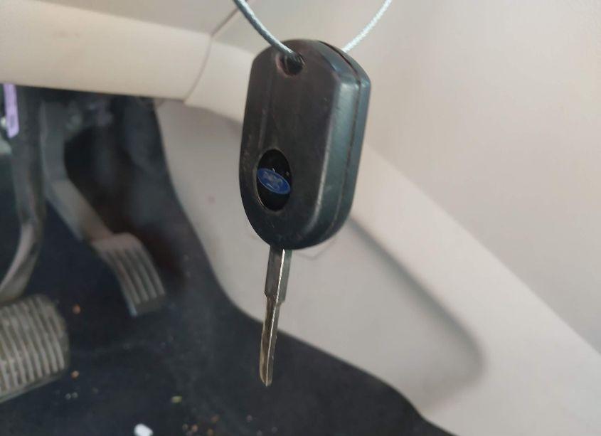 Photo 11 of 2017 Ford Escape SE (VIN 1FMCU0G93HUD45786)