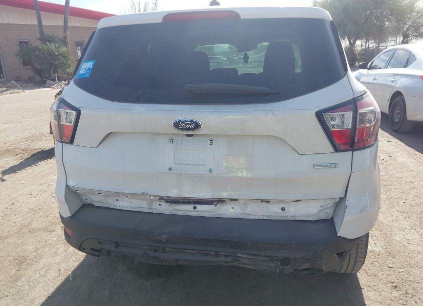 Photo 6 of 2017 Ford Escape SE (VIN 1FMCU0G93HUD45786)