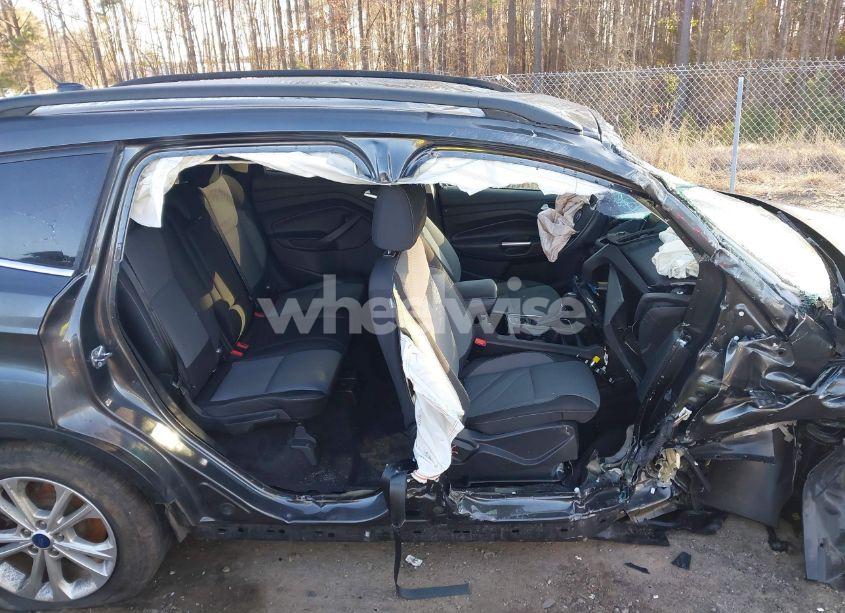 Photo 14 of 2017 Ford Escape SE (VIN 1FMCU0G93HUE29218)