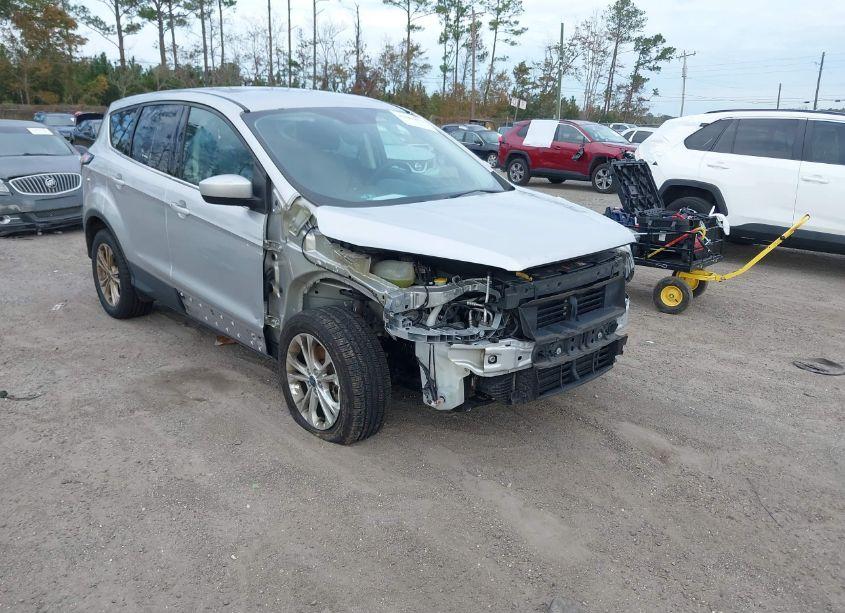 2017 Ford Escape SE (VIN 1FMCU0G93HUE65166) main photo