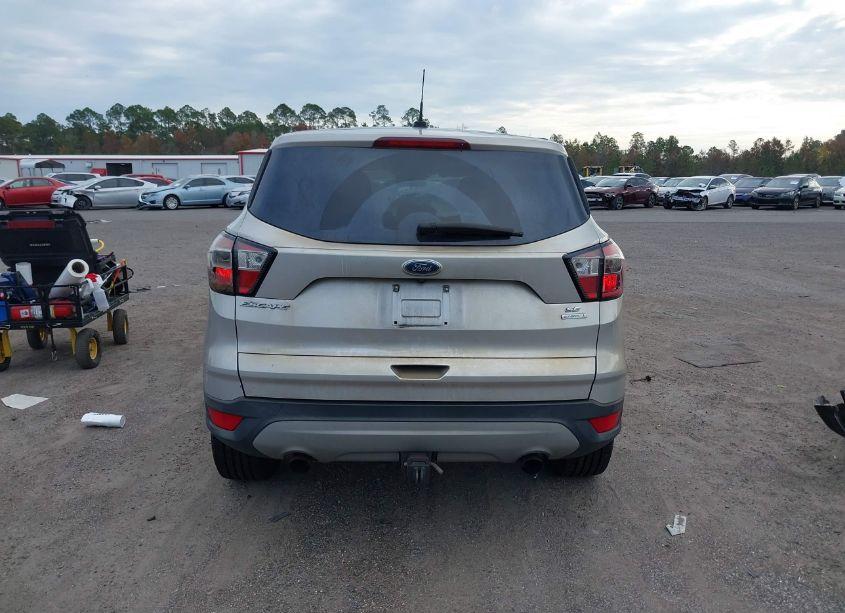 Photo 16 of 2017 Ford Escape SE (VIN 1FMCU0G93HUE65166)