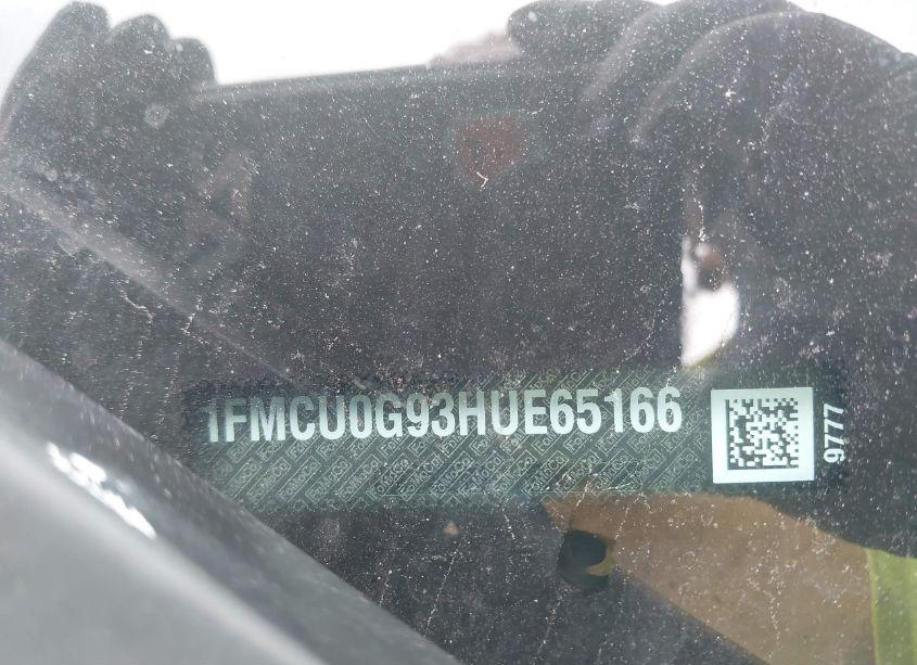 Photo 9 of 2017 Ford Escape SE (VIN 1FMCU0G93HUE65166)