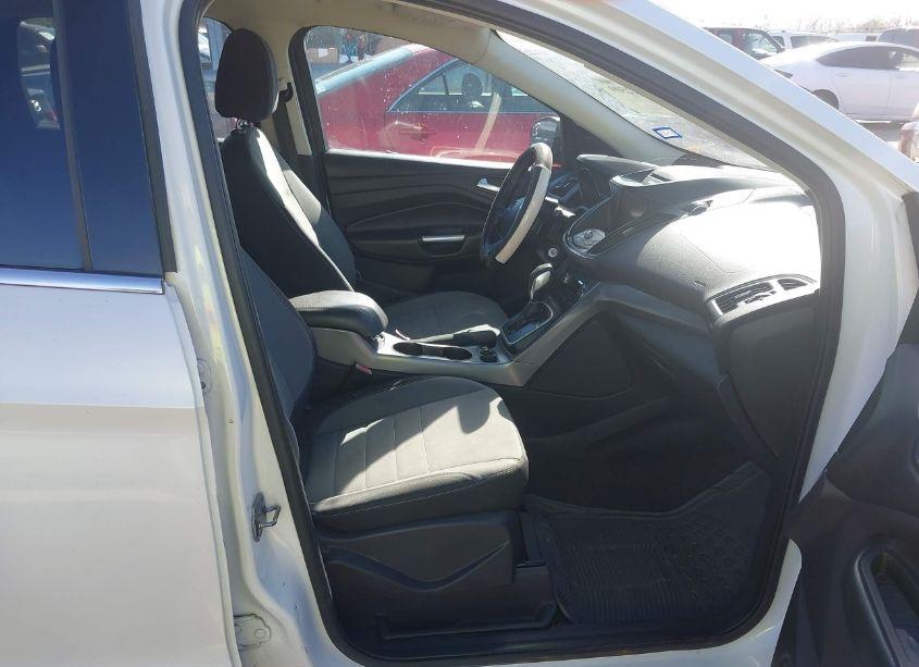 Photo 5 of 2013 Ford Escape SE (VIN 1FMCU0G94DUC34464)