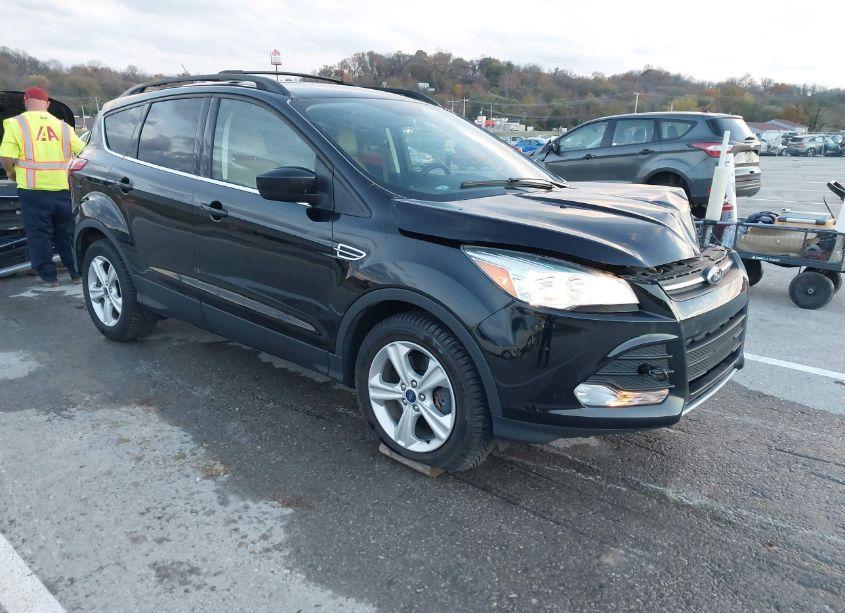 2016 Ford Escape SE (VIN 1FMCU0G94GUA97630) main photo