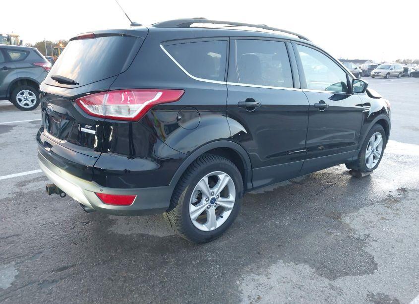 Photo 4 of 2016 Ford Escape SE (VIN 1FMCU0G94GUA97630)