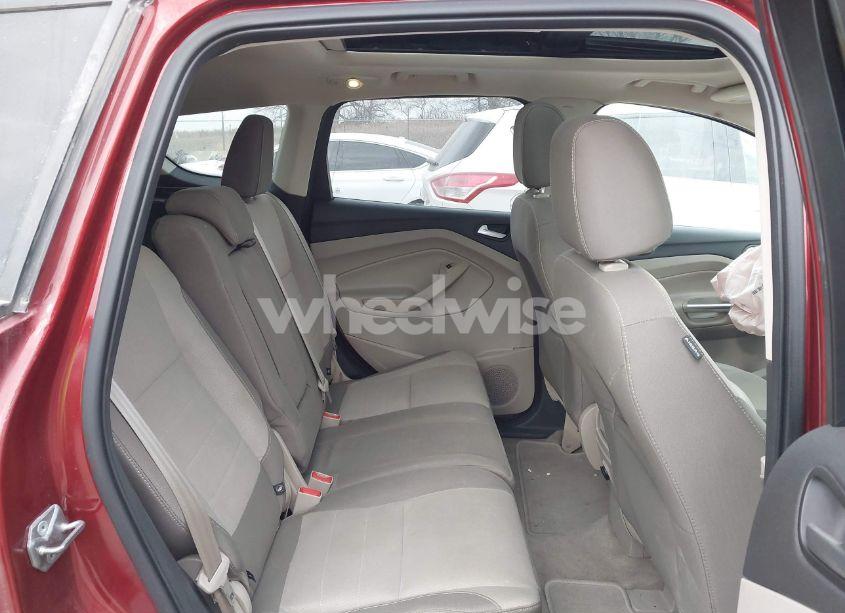 Photo 8 of 2016 Ford Escape SE (VIN 1FMCU0G94GUB61892)