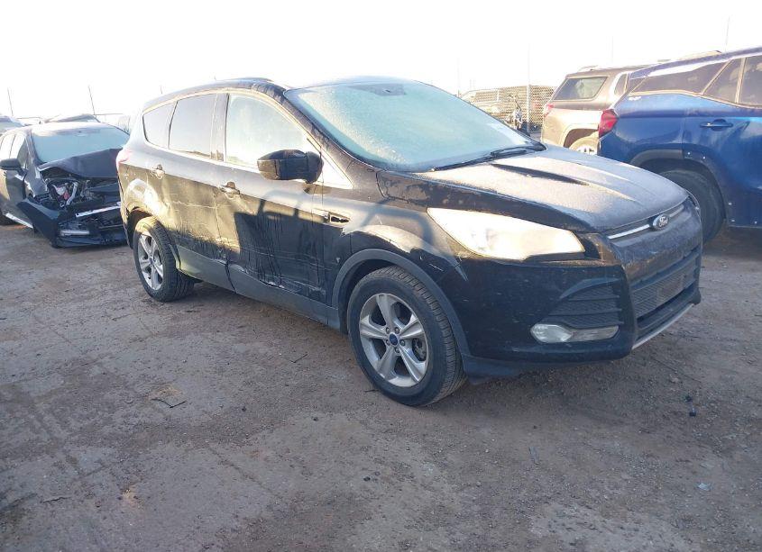 2016 Ford Escape SE (VIN 1FMCU0G94GUC29401) main photo