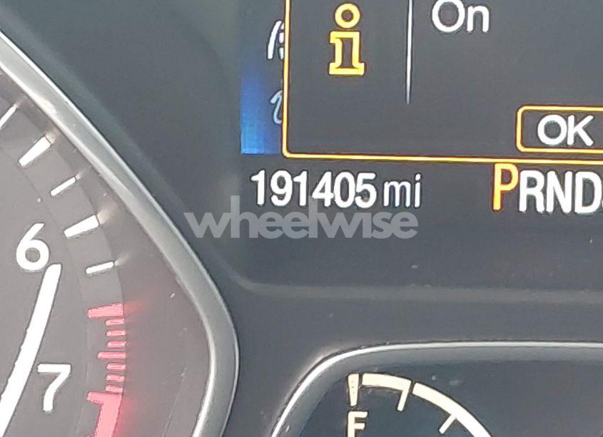 Photo 15 of 2017 Ford Escape SE (VIN 1FMCU0G94HUA24887)