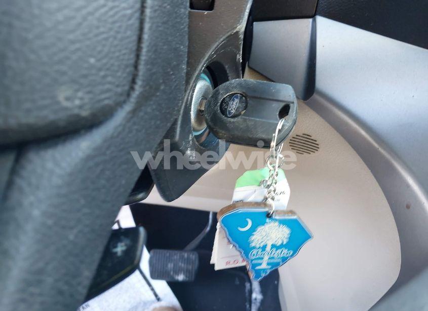 Photo 11 of 2017 Ford Escape SE (VIN 1FMCU0G94HUB72375)