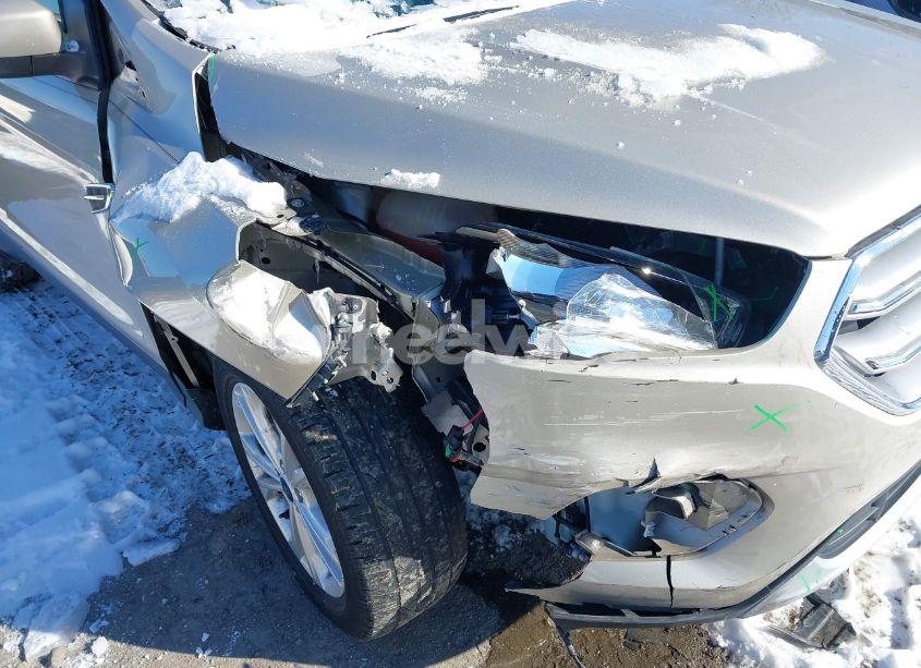 Photo 6 of 2017 Ford Escape SE (VIN 1FMCU0G94HUB72375)