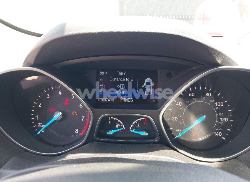 Photo 7 of 2017 Ford Escape SE (VIN 1FMCU0G94HUD56487)