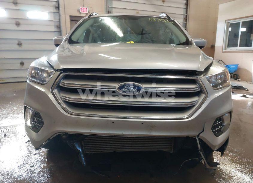 Photo 13 of 2018 Ford Escape SE (VIN 1FMCU0G94JUB62791)