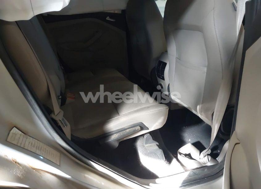 Photo 8 of 2018 Ford Escape SE (VIN 1FMCU0G94JUB62791)