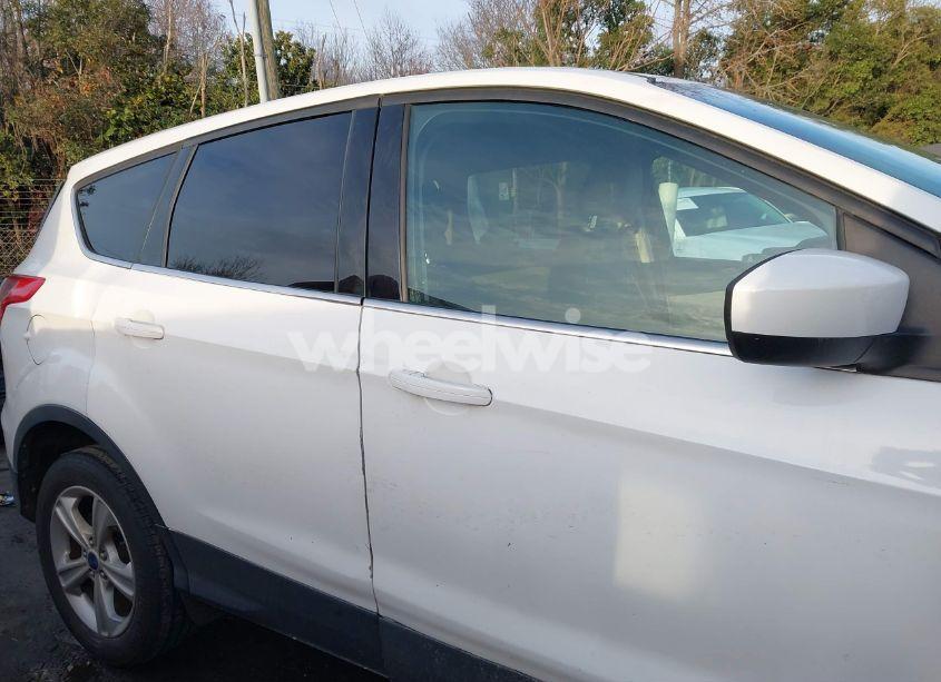 Photo 13 of 2013 Ford Escape SE (VIN 1FMCU0G95DUA97812)