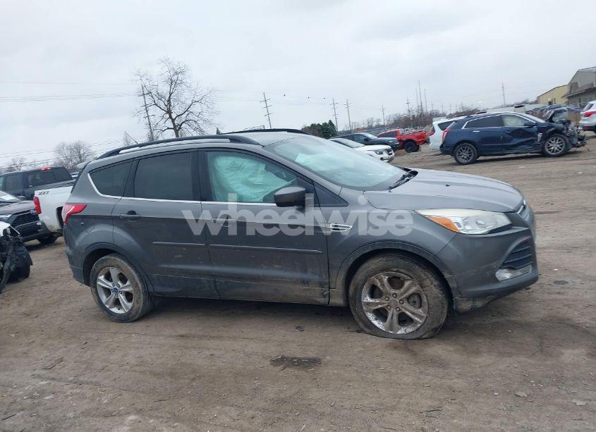 Photo 13 of 2013 Ford Escape SE (VIN 1FMCU0G95DUC32772)
