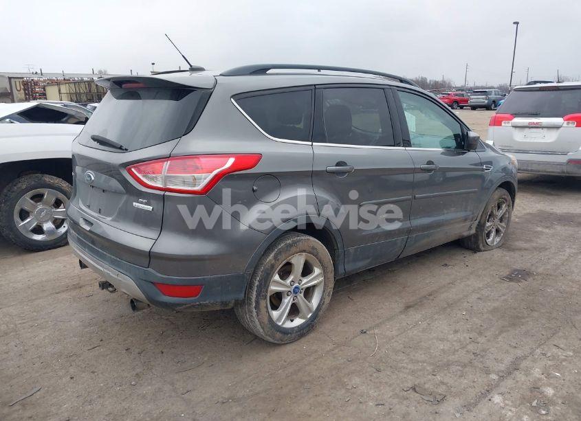 Photo 4 of 2013 Ford Escape SE (VIN 1FMCU0G95DUC32772)