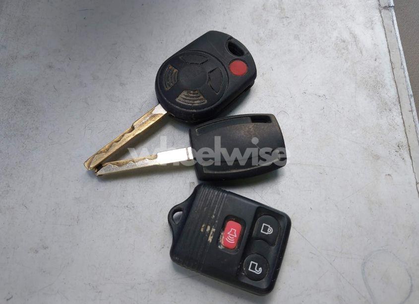 Photo 11 of 2013 Ford Escape SE (VIN 1FMCU0G95DUC62418)