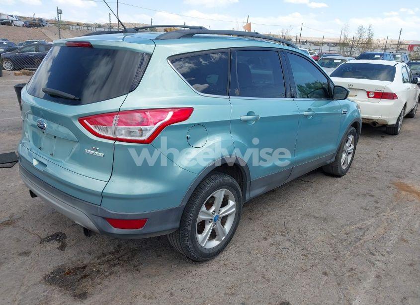 Photo 4 of 2013 Ford Escape SE (VIN 1FMCU0G95DUC62418)