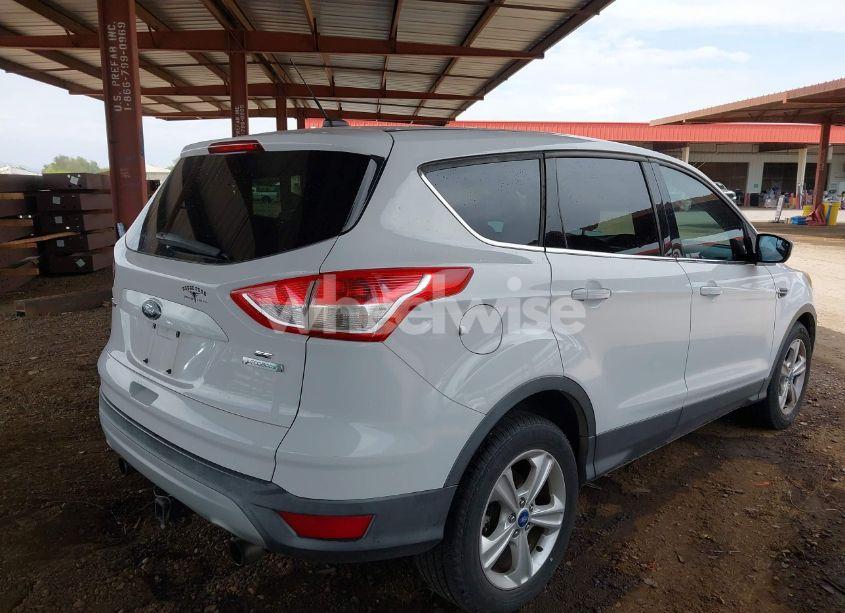 Photo 15 of 2013 Ford Escape SE (VIN 1FMCU0G95DUD02318)