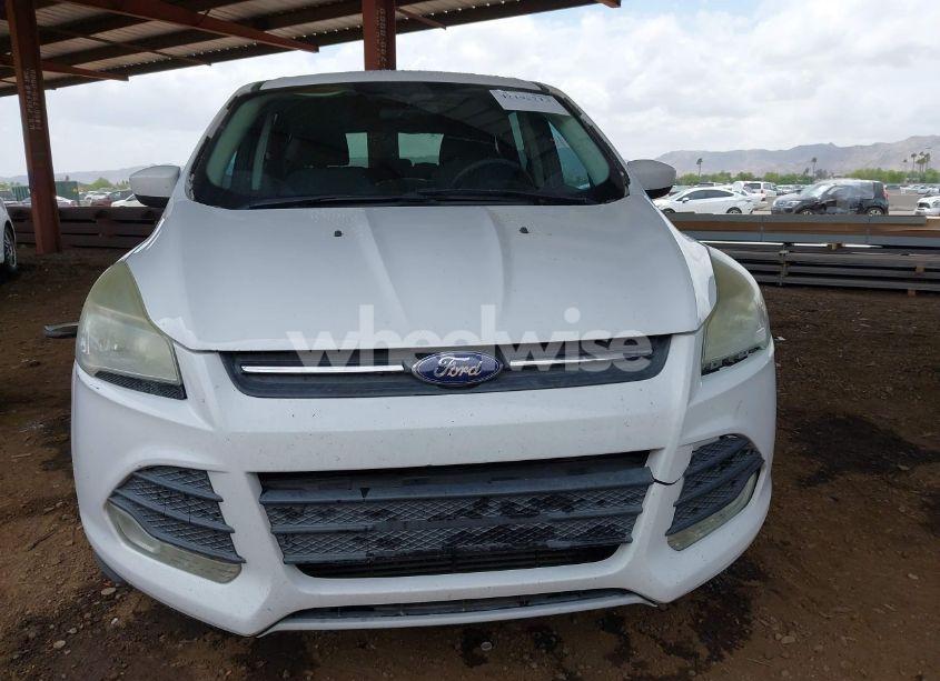 Photo 6 of 2013 Ford Escape SE (VIN 1FMCU0G95DUD02318)