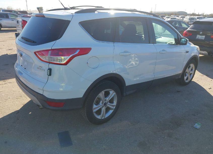 Photo 4 of 2013 Ford Escape SE (VIN 1FMCU0G95DUD78783)