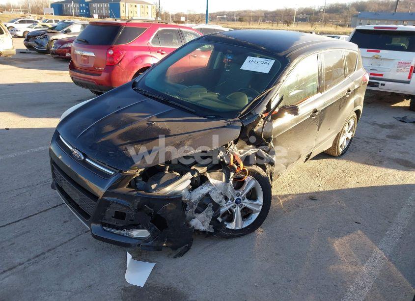 Photo 2 of 2014 Ford Escape SE (VIN 1FMCU0G95EUD80180)