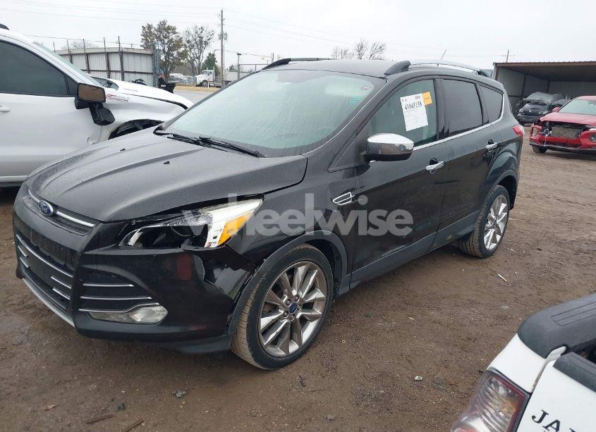 Photo 2 of 2015 Ford Escape SE (VIN 1FMCU0G95FUB80661)