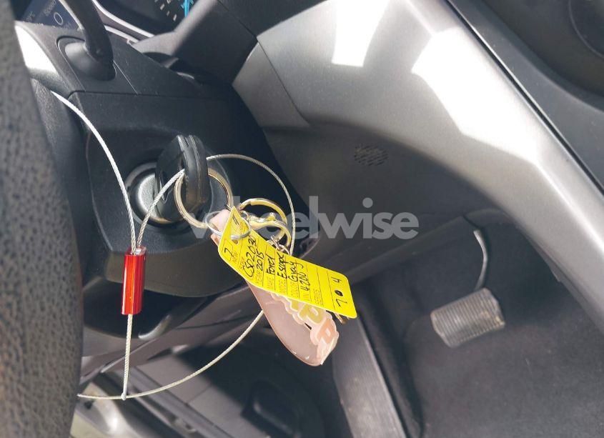 Photo 11 of 2015 Ford Escape SE (VIN 1FMCU0G95FUC44200)