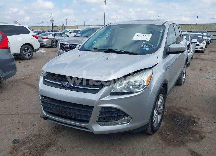 Photo 2 of 2015 Ford Escape SE (VIN 1FMCU0G95FUC44200)